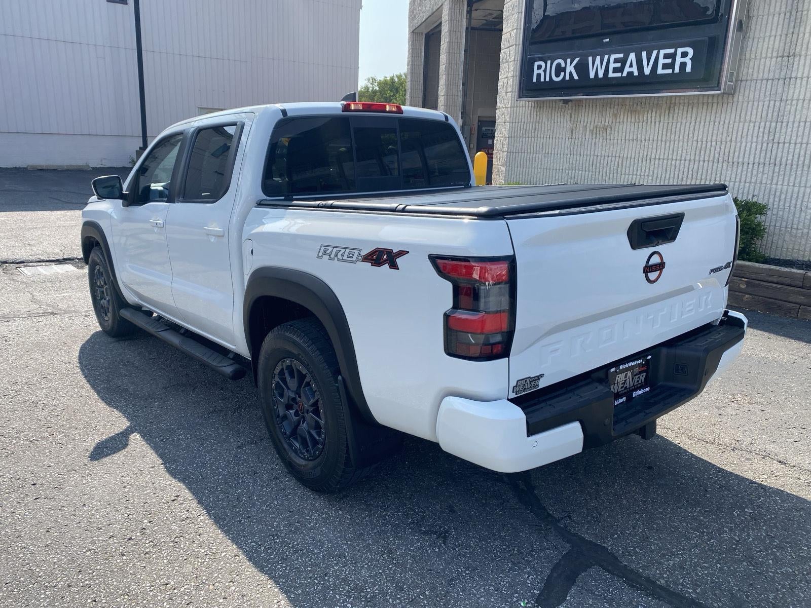 2022 Nissan Frontier Crew Cab PRO-4X 4x4