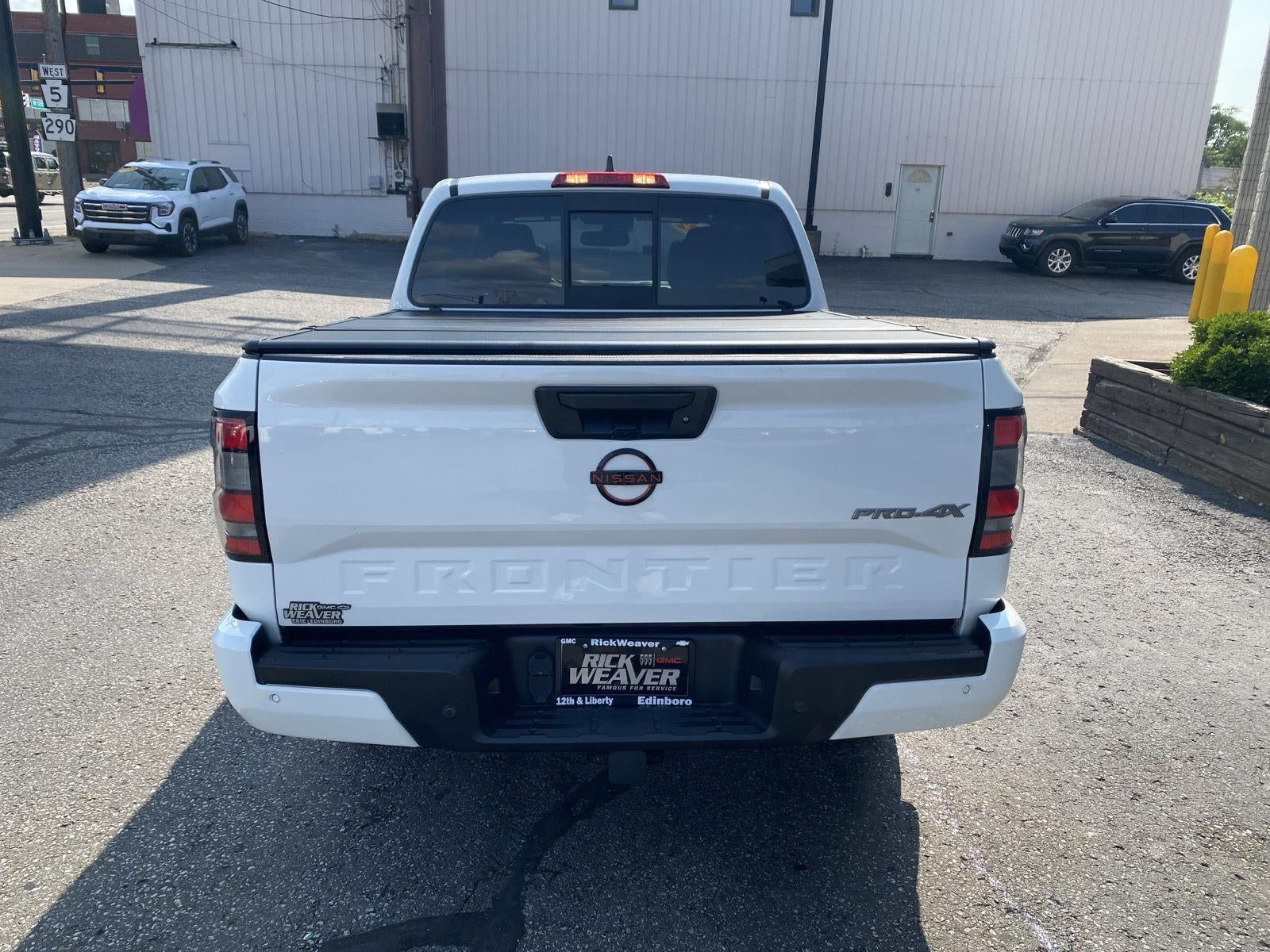 2022 Nissan Frontier Crew Cab PRO-4X 4x4