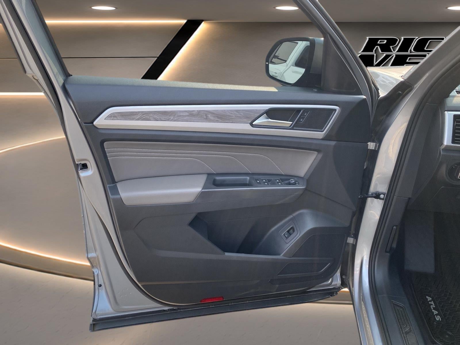 2023 Volkswagen Atlas Cross Sport 3.6L V6 SE w/Technology