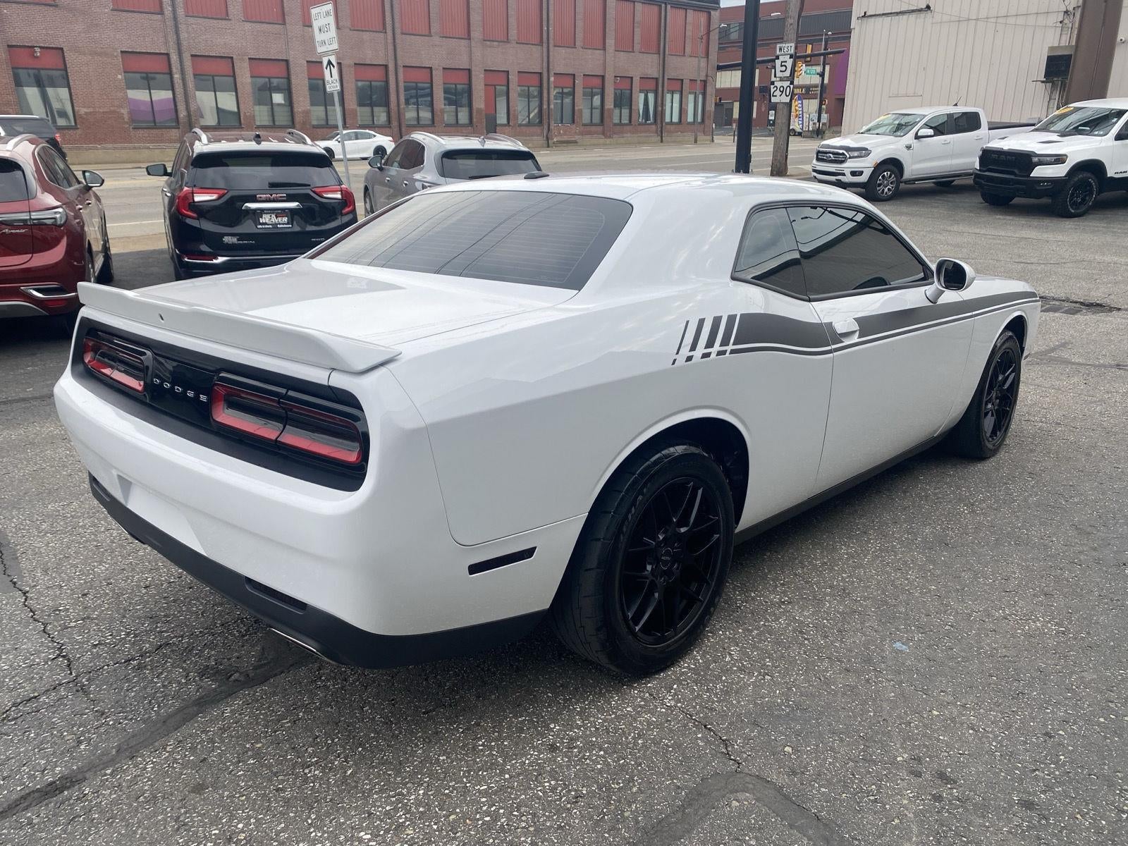 2021 Dodge Challenger SXT