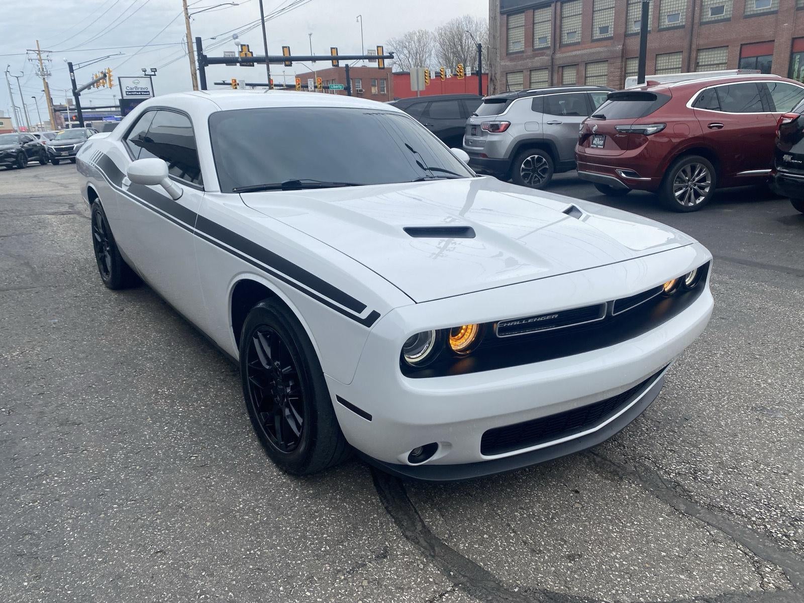 2021 Dodge Challenger SXT