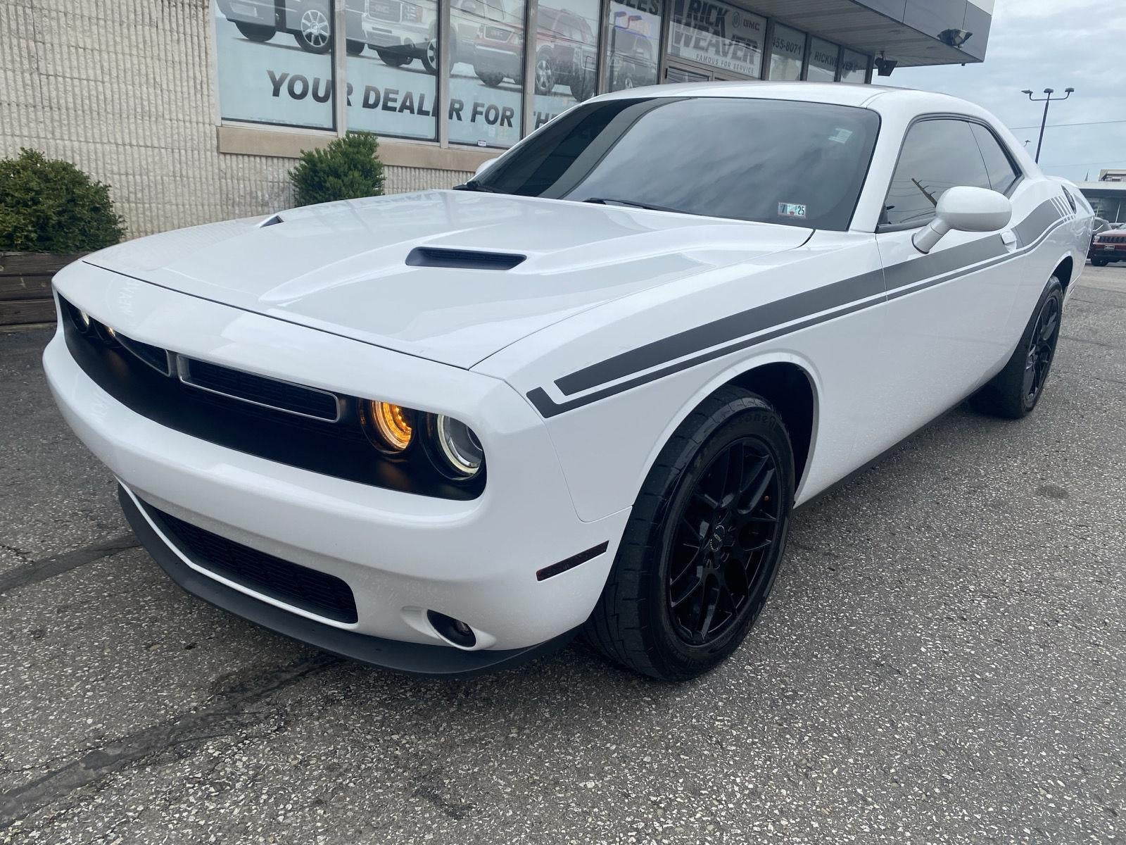 2021 Dodge Challenger SXT