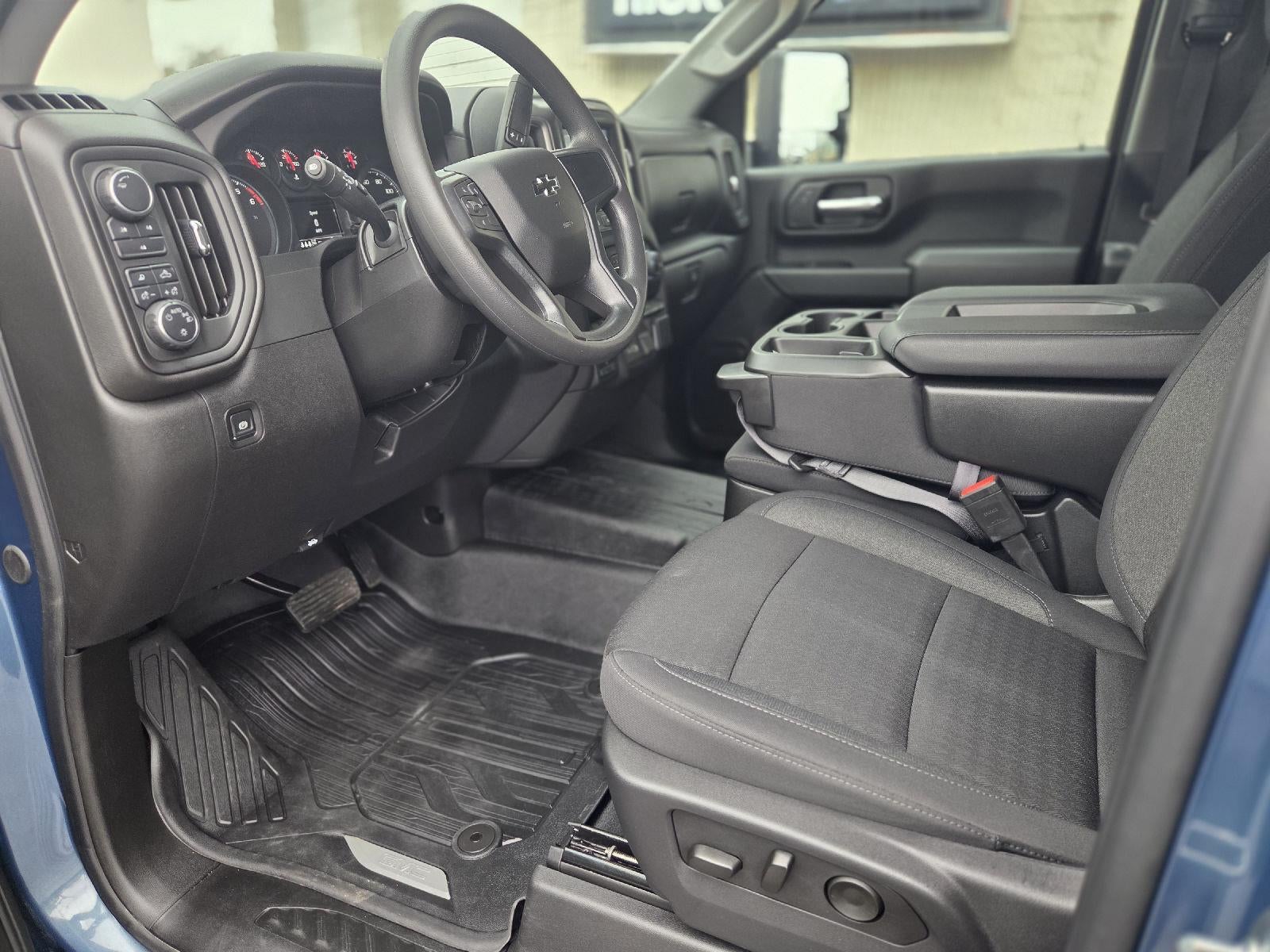 2025 Chevrolet Silverado 2500 HD Custom