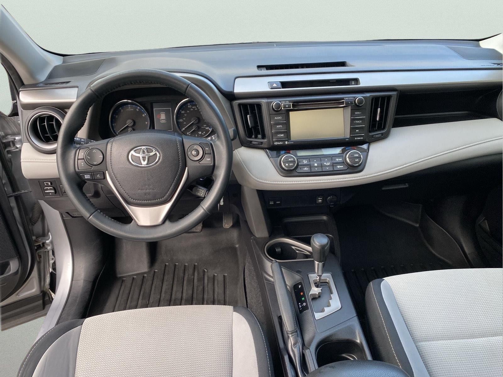2016 Toyota RAV4 XLE
