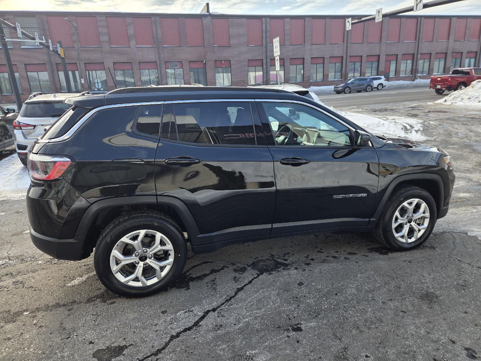 2025 Jeep Compass Latitude