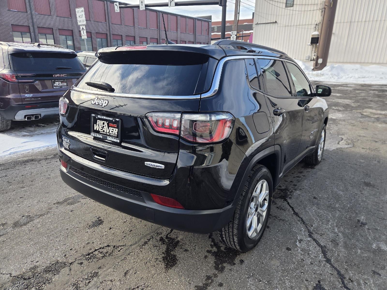 2025 Jeep Compass Latitude
