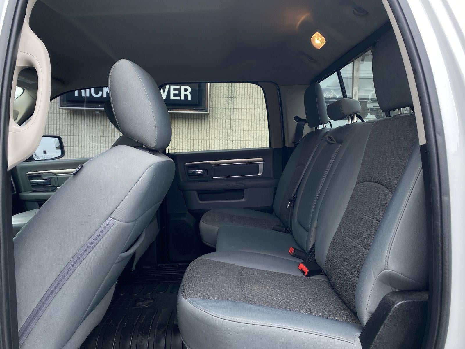 2017 RAM 1500 Big Horn Crew Cab 4x4 5'7" Box