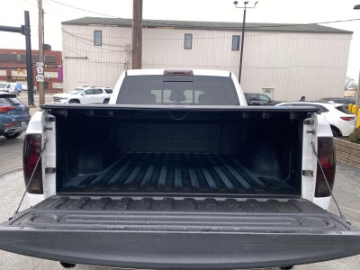 2017 RAM 1500 Big Horn Crew Cab 4x4 5'7" Box