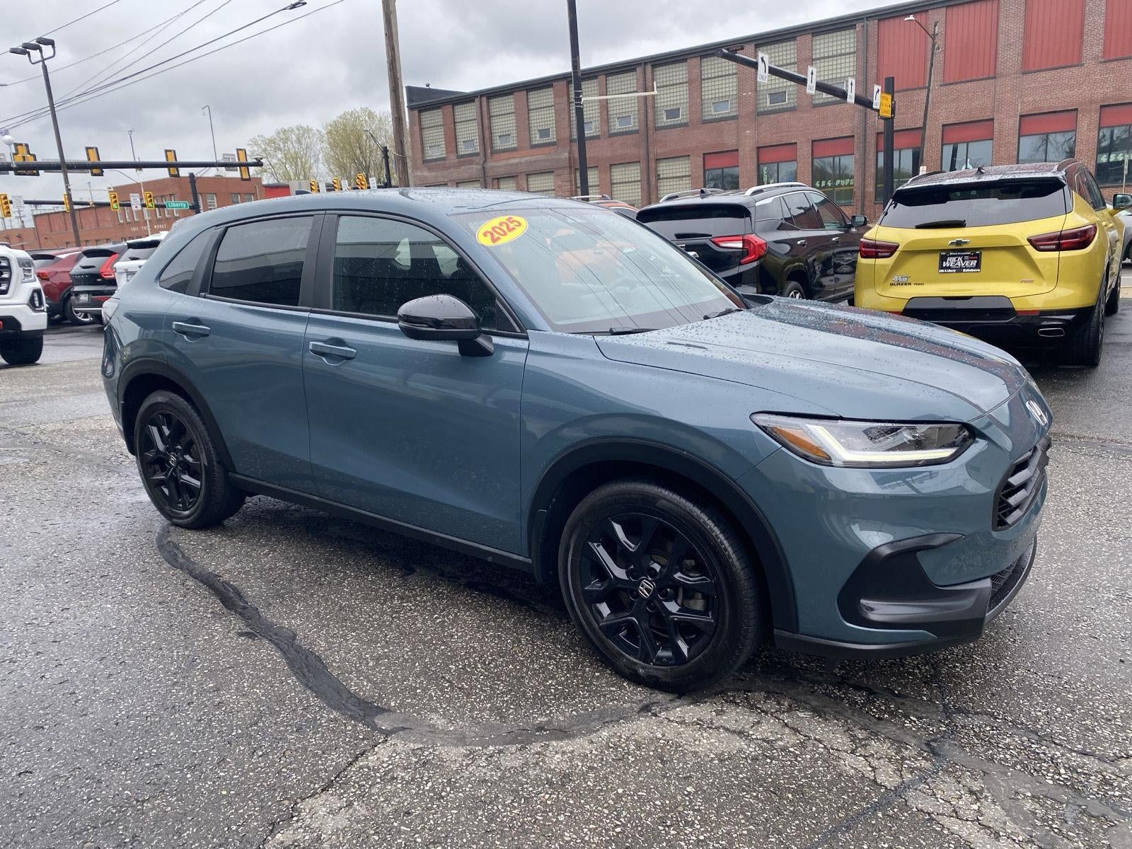 2025 Honda HR-V AWD Sport