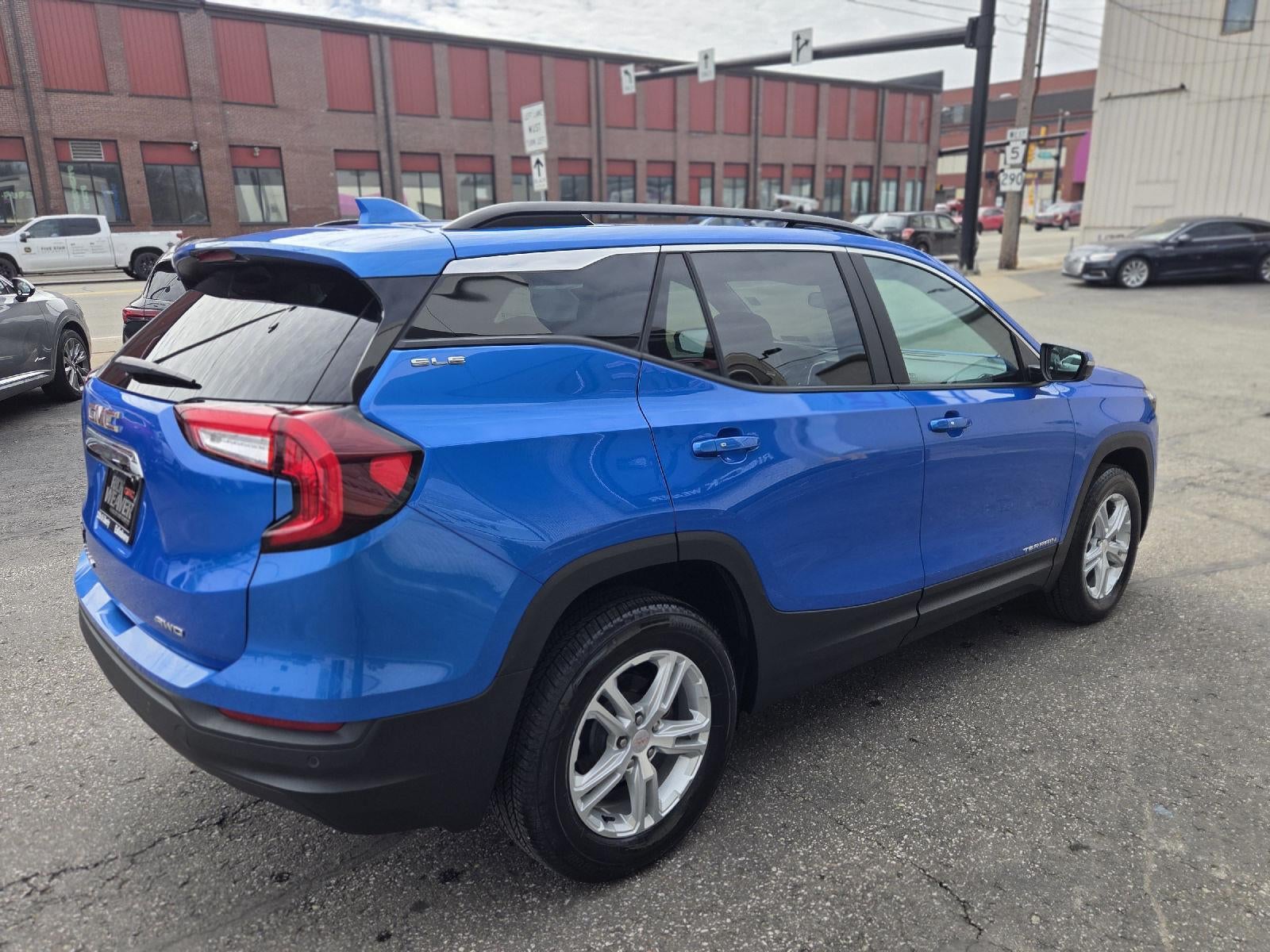 2024 GMC Terrain SLE
