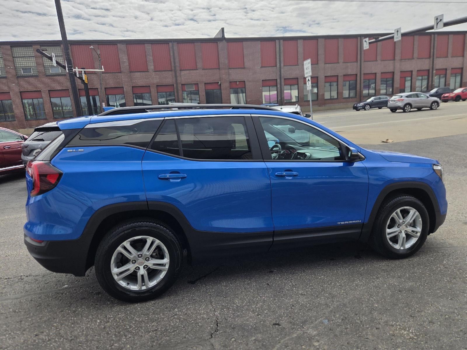 2024 GMC Terrain SLE