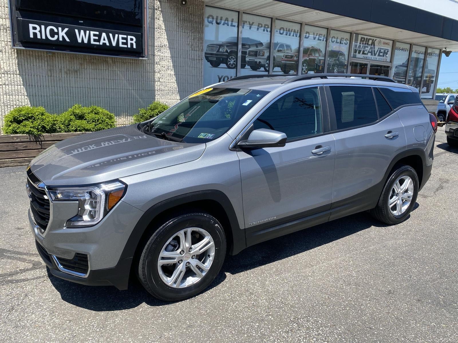 2023 GMC Terrain SLE