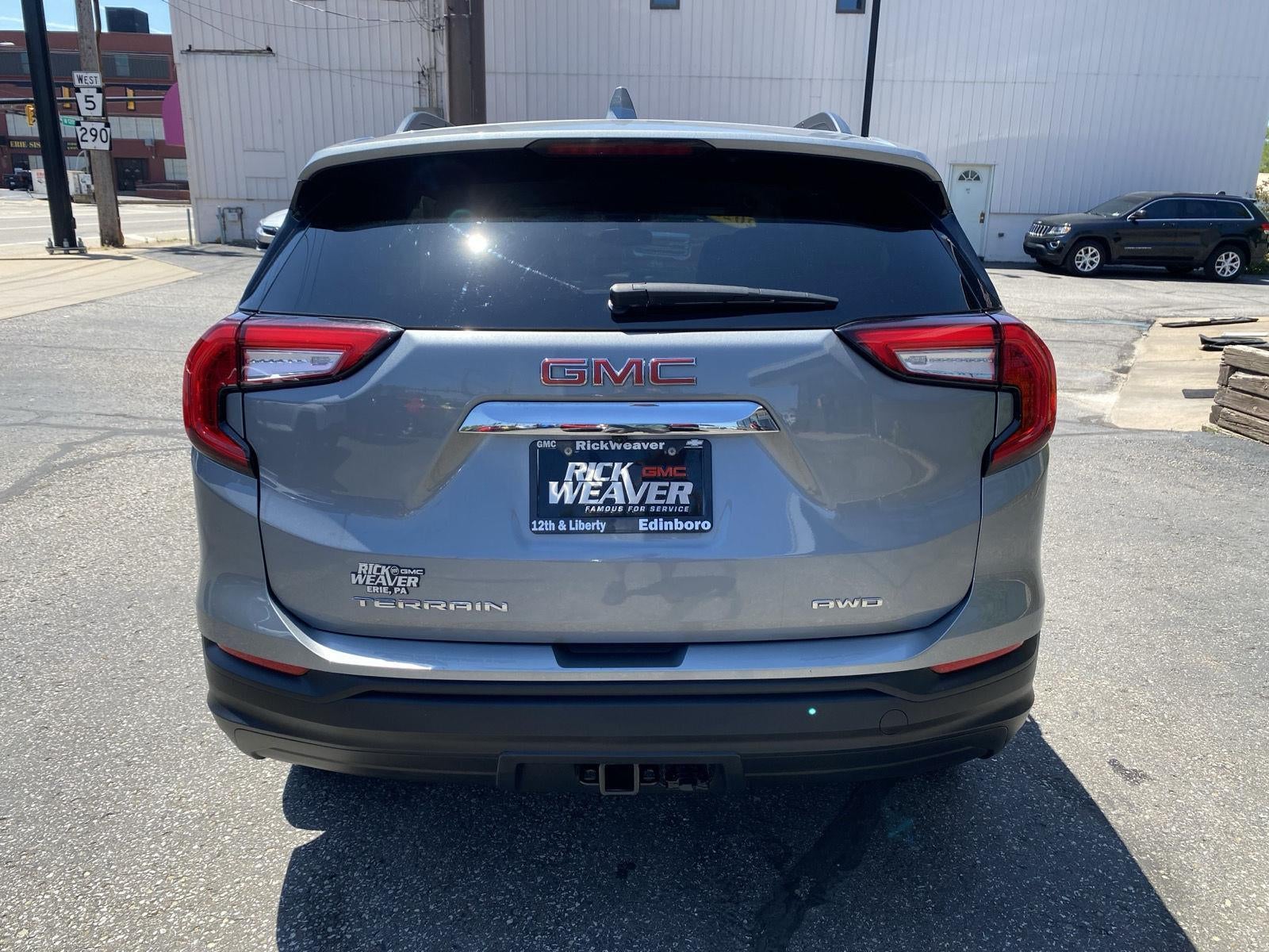 2023 GMC Terrain SLE