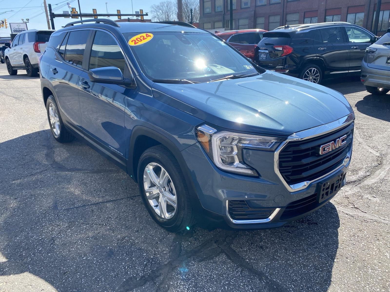 2024 GMC Terrain SLE