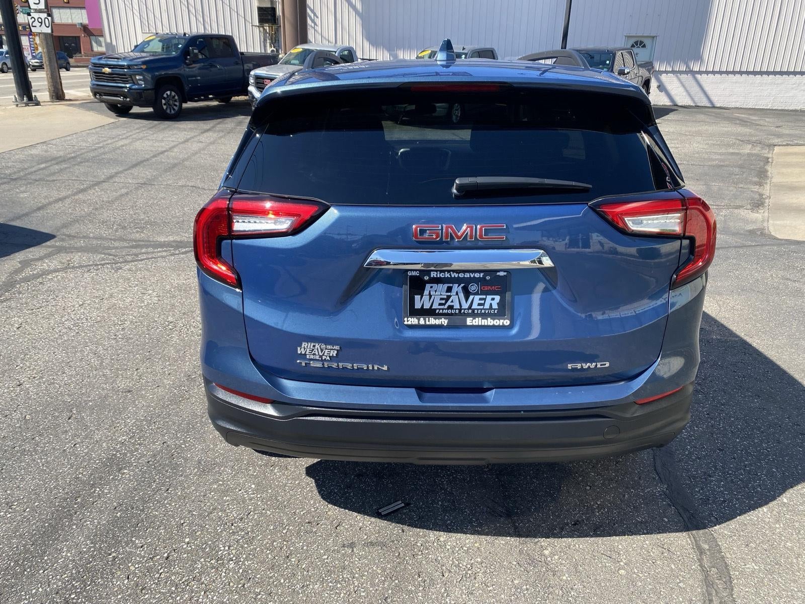 2024 GMC Terrain SLE