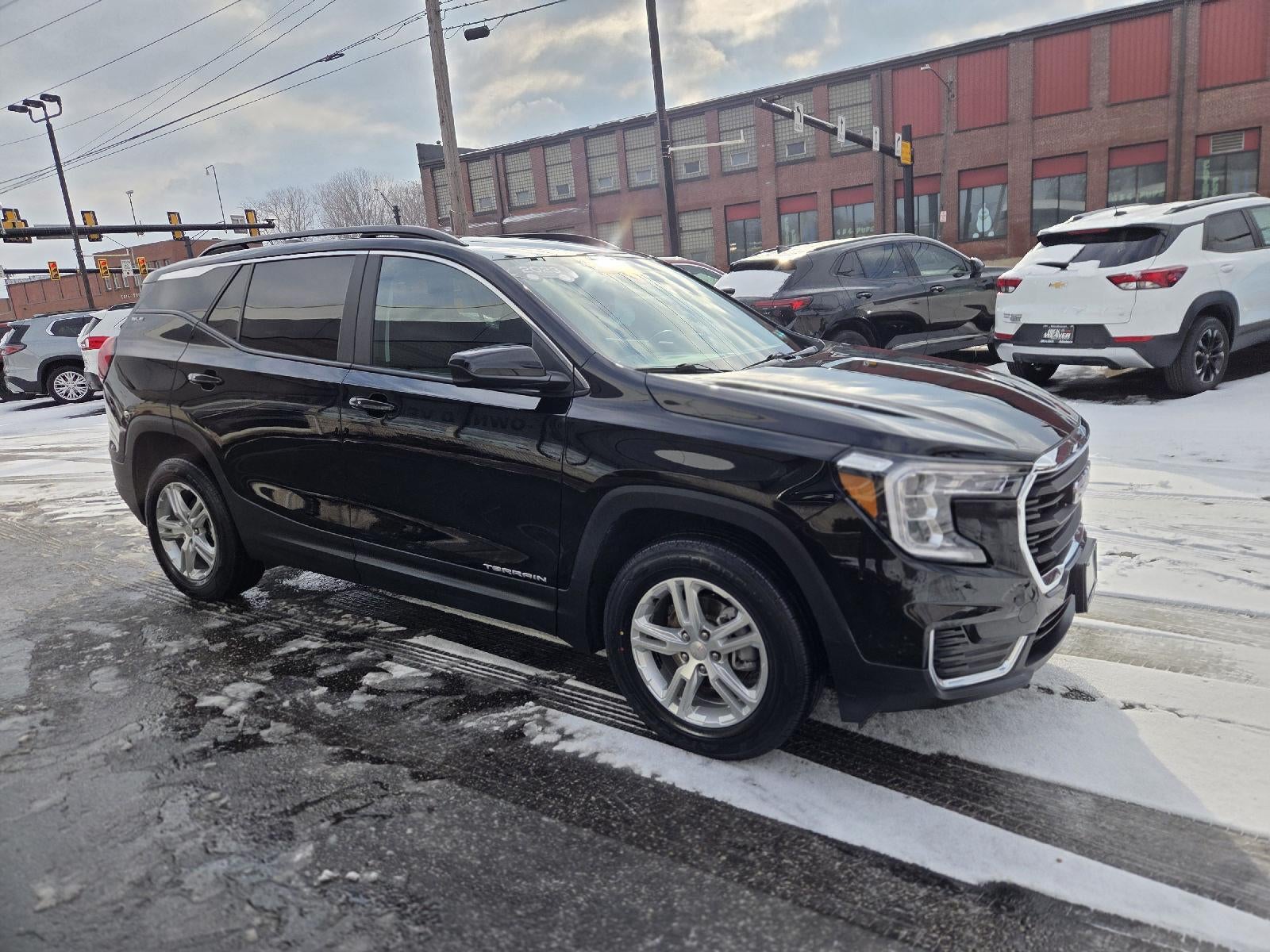 2023 GMC Terrain SLE