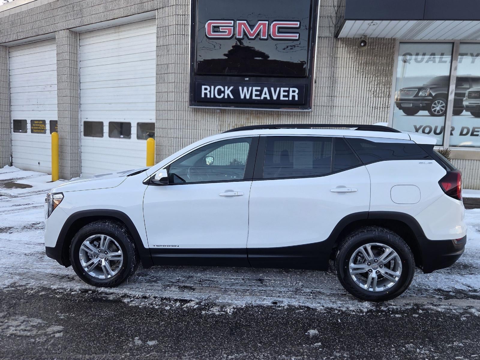 2022 GMC Terrain SLE