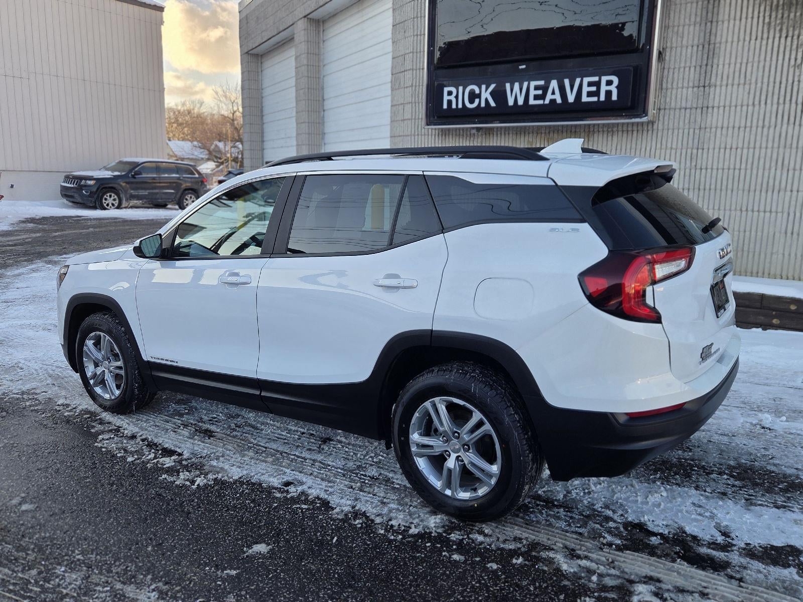 2022 GMC Terrain SLE