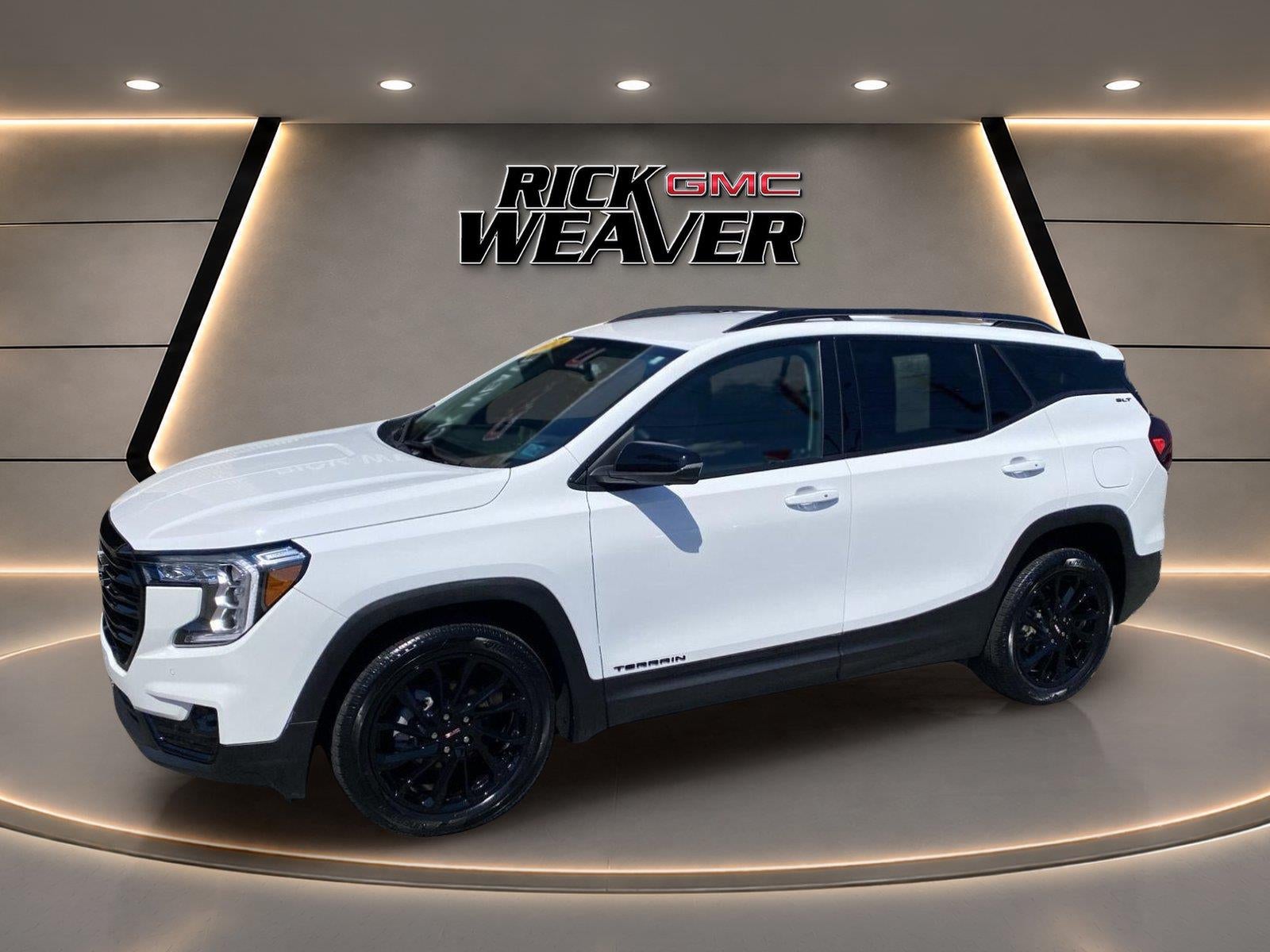 2023 GMC Terrain SLT