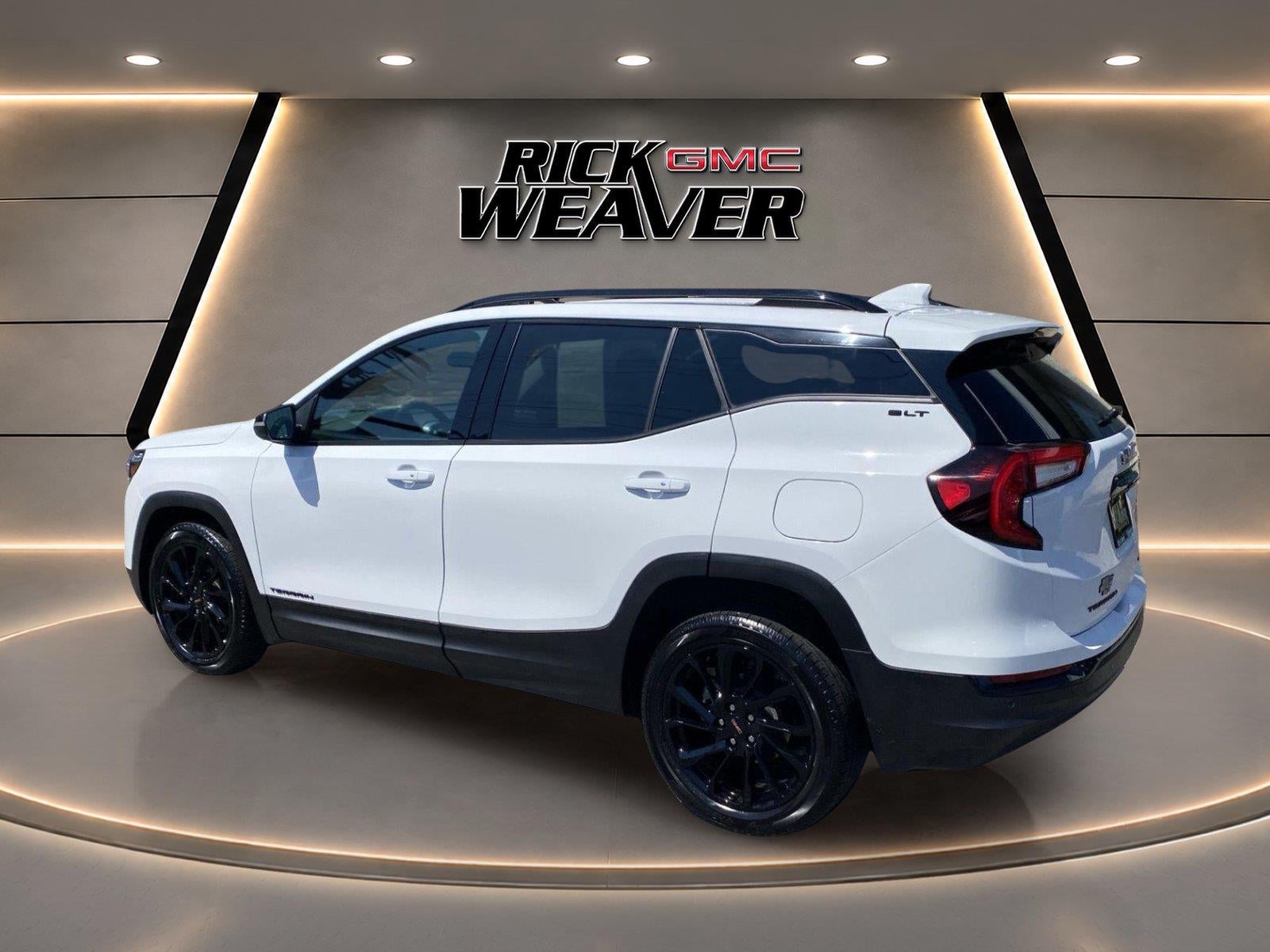 2023 GMC Terrain SLT