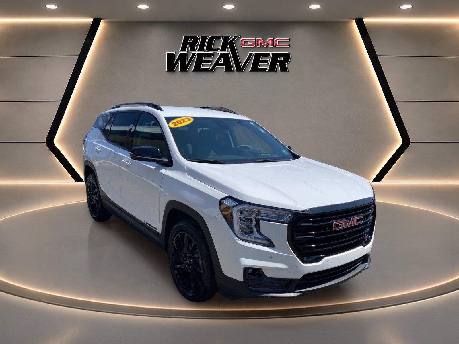 2023 GMC Terrain SLT