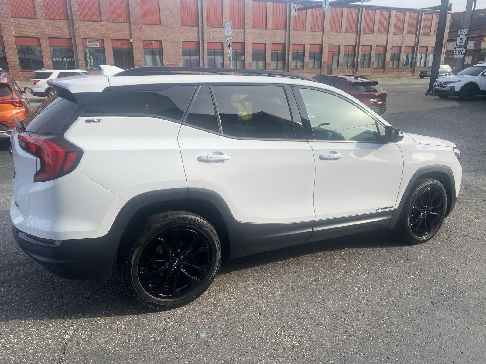 2020 GMC Terrain SLT