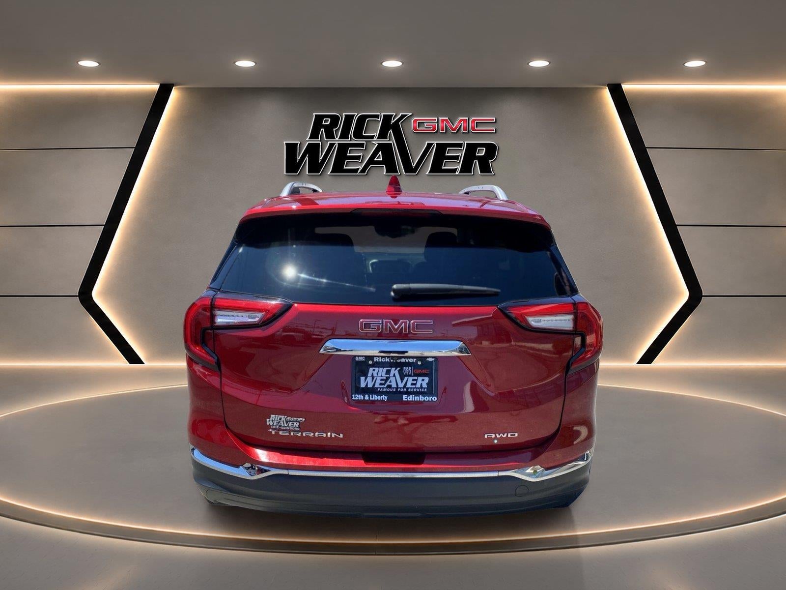 2022 GMC Terrain SLT