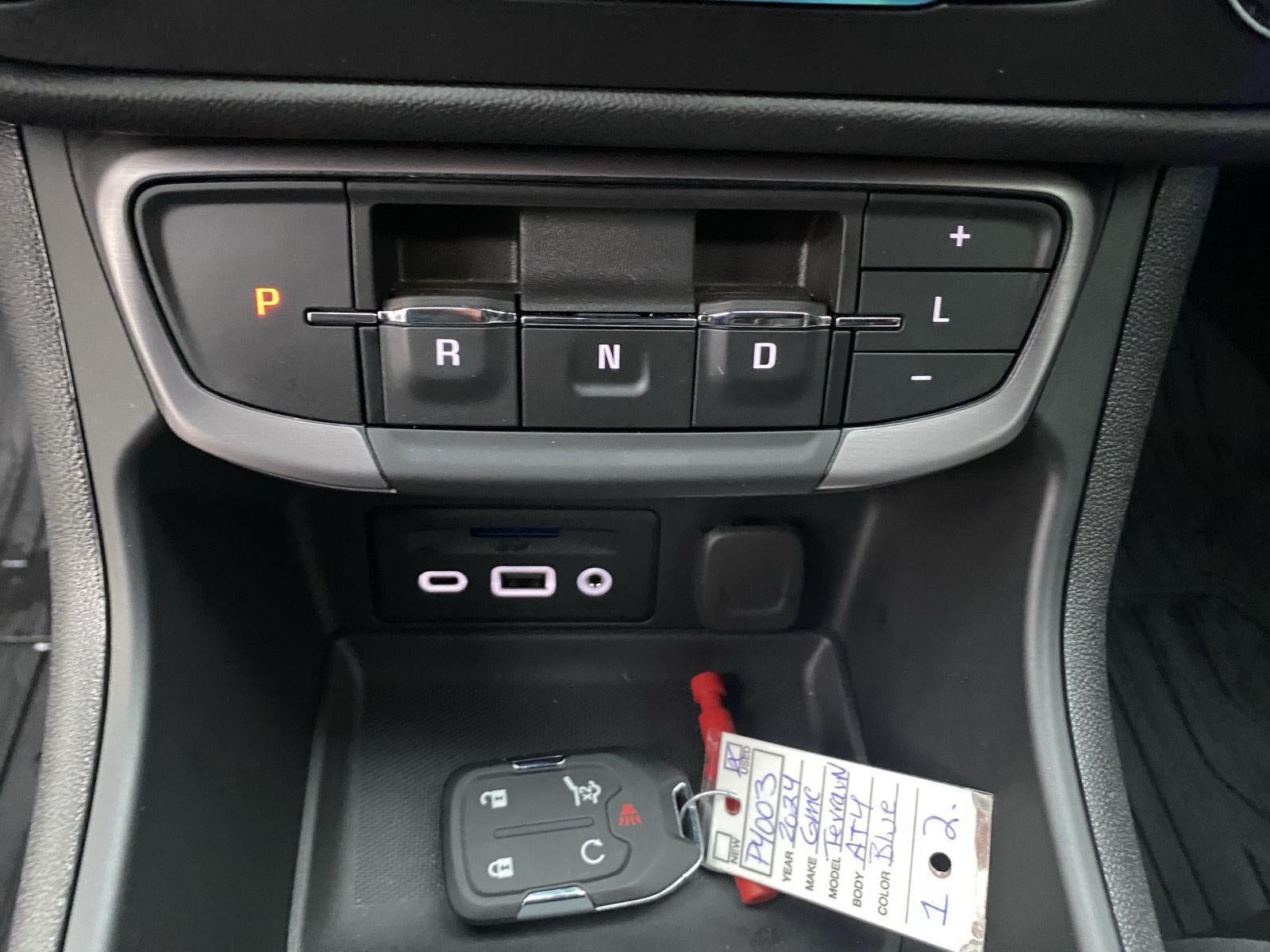2024 GMC Terrain AT4