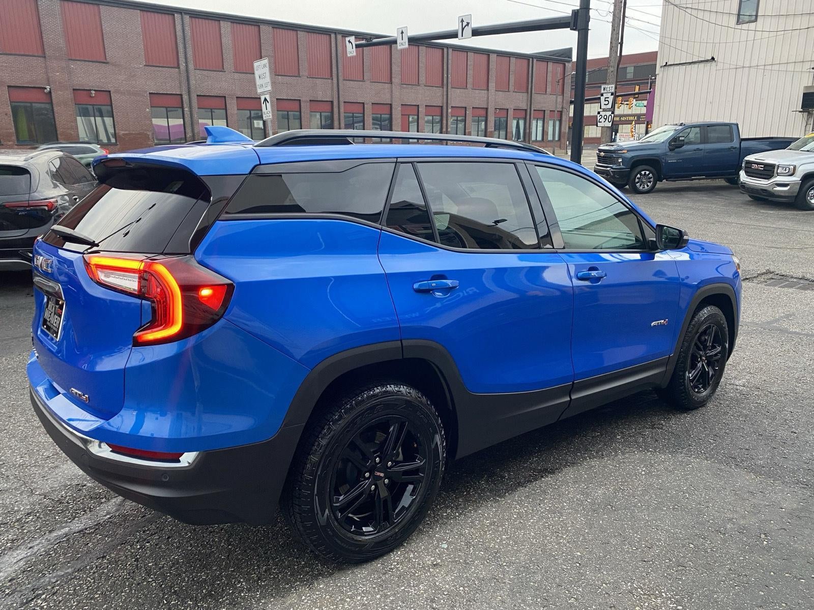 2024 GMC Terrain AT4