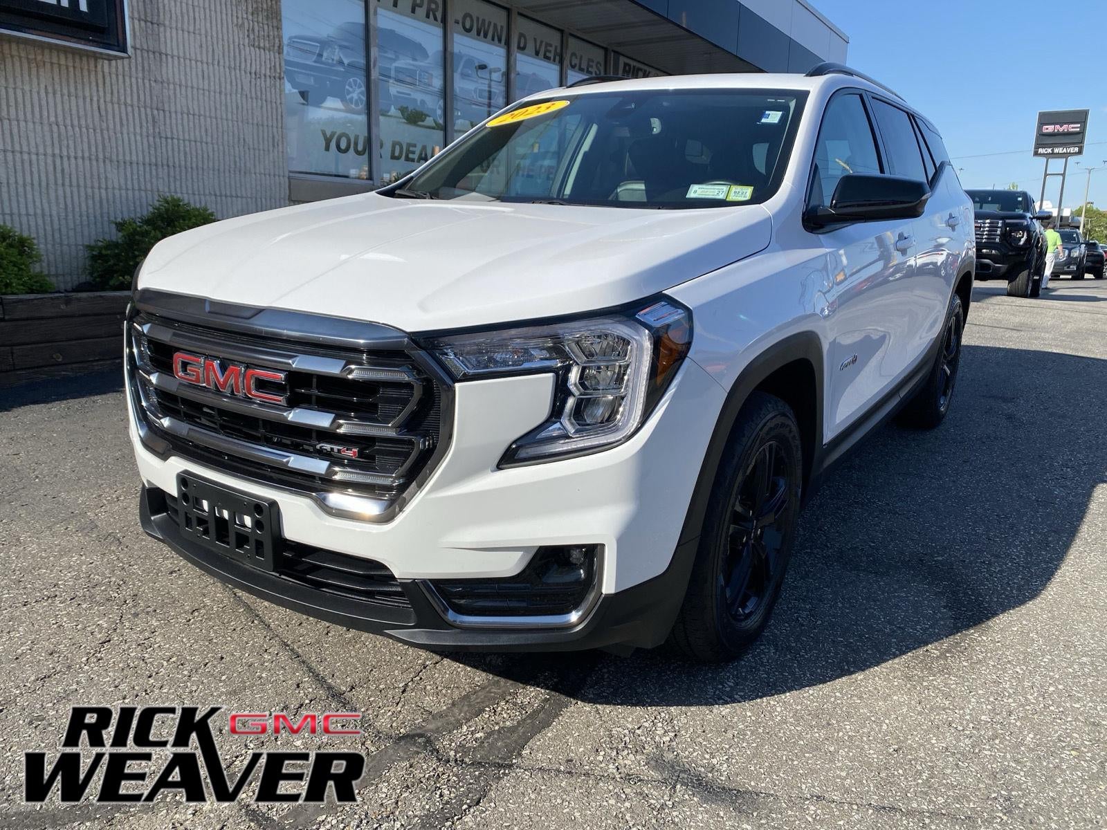 2023 GMC Terrain AT4 AWD's photo