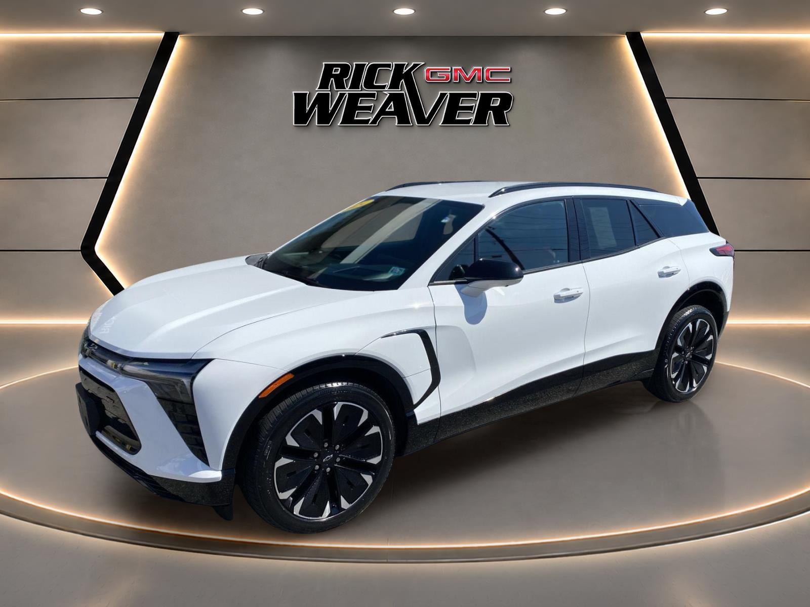 Used 2024 Chevrolet Blazer EV RS with VIN 3GNKDCRJ3RS196569 for sale in Erie, PA