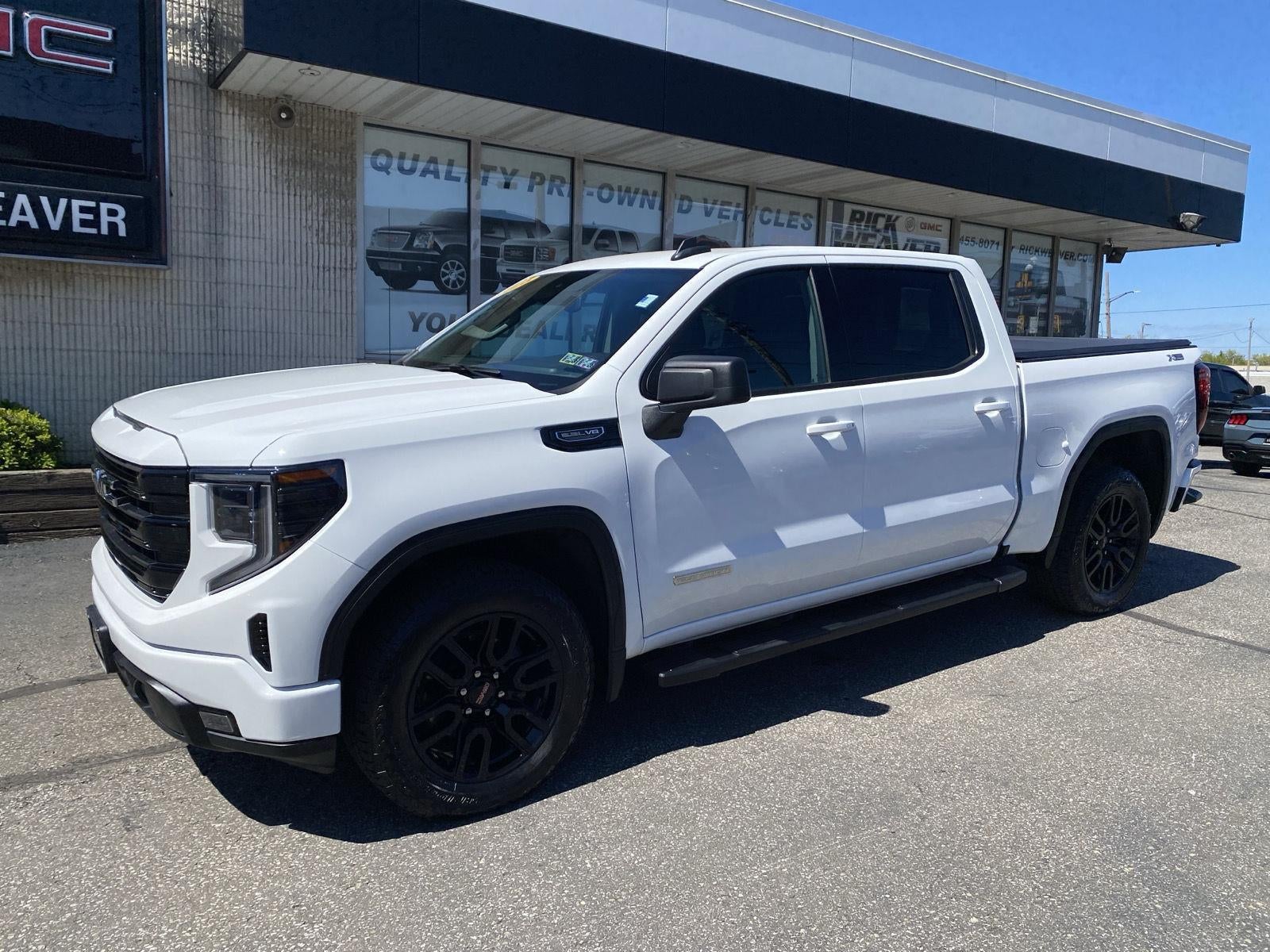2025 GMC Sierra 1500 Elevation