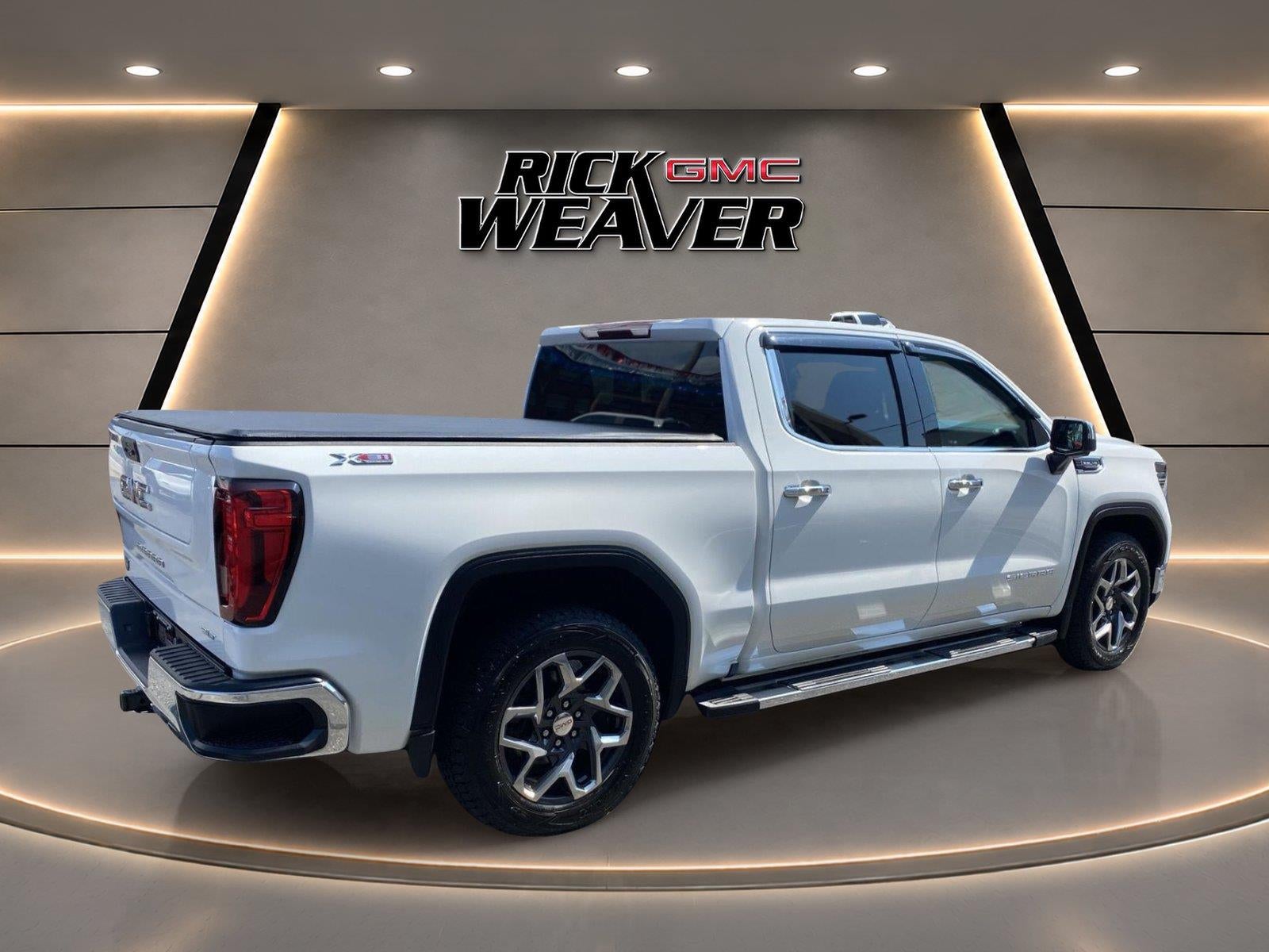 2023 GMC Sierra 1500 SLT