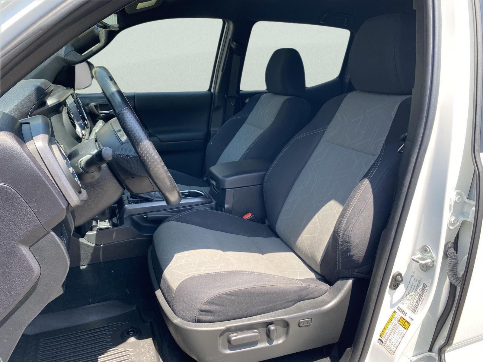 2022 Toyota Tacoma 4WD SR