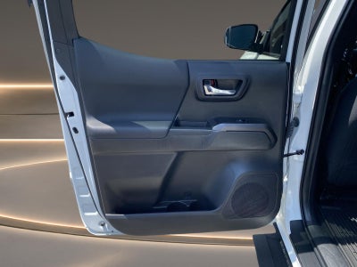 2022 Toyota Tacoma 4WD SR