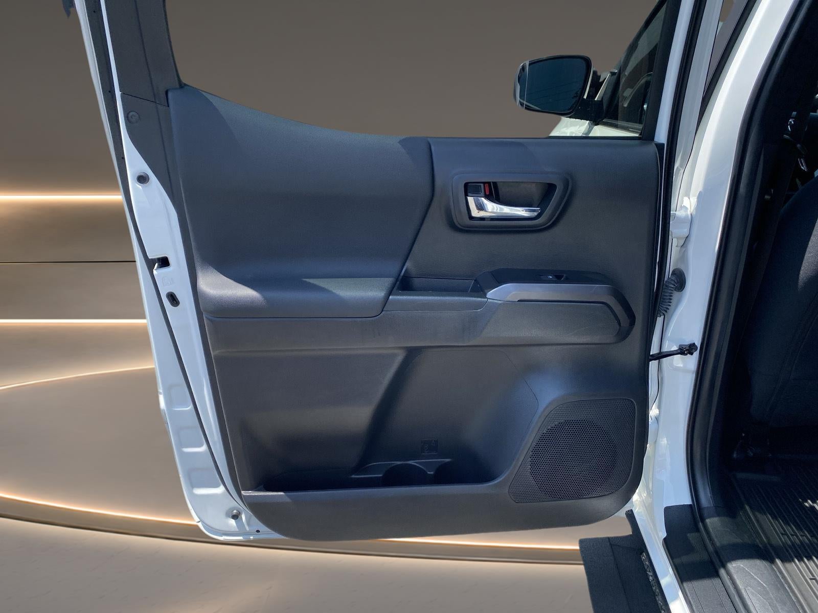 2022 Toyota Tacoma 4WD SR