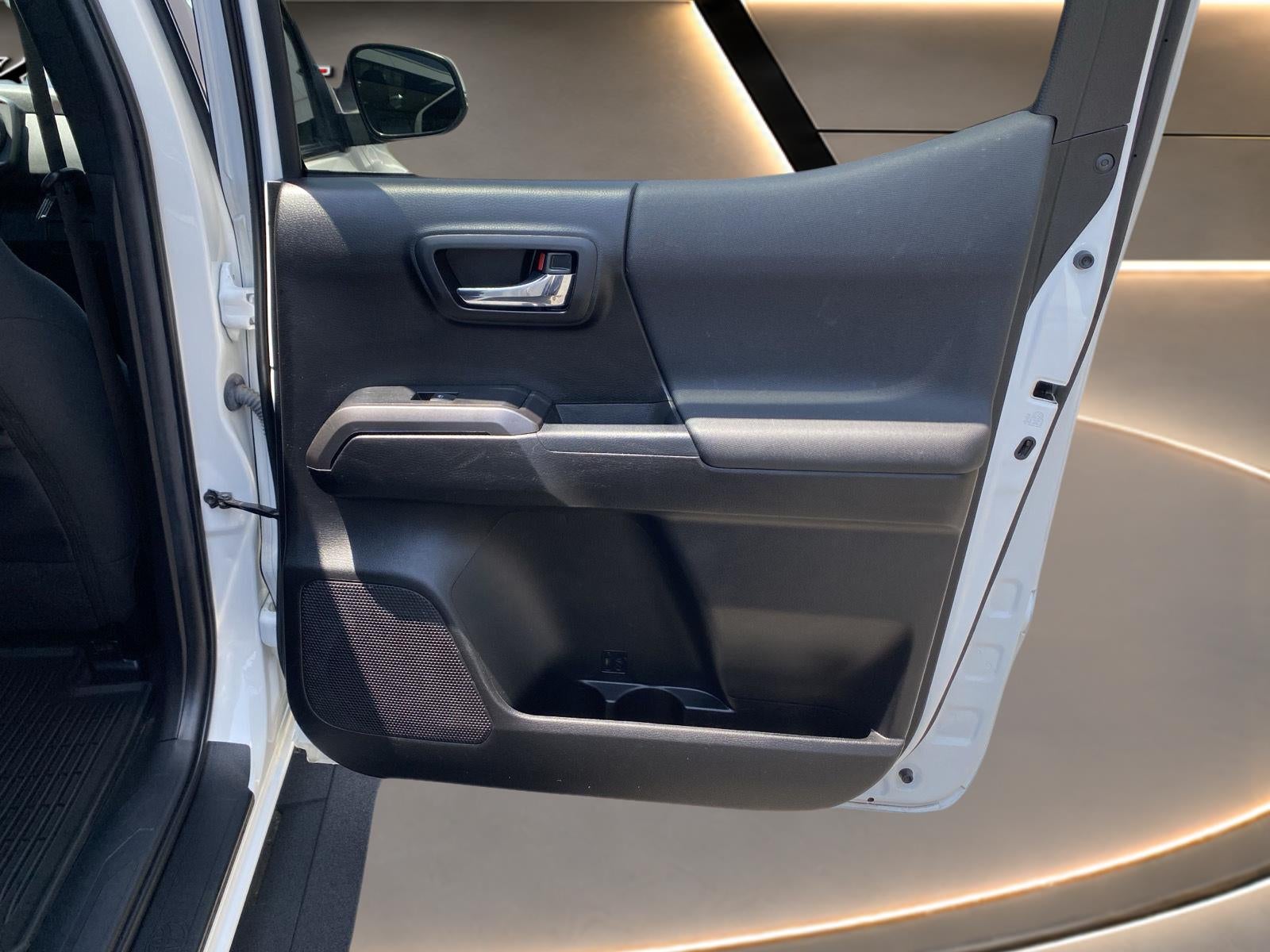 2022 Toyota Tacoma 4WD SR