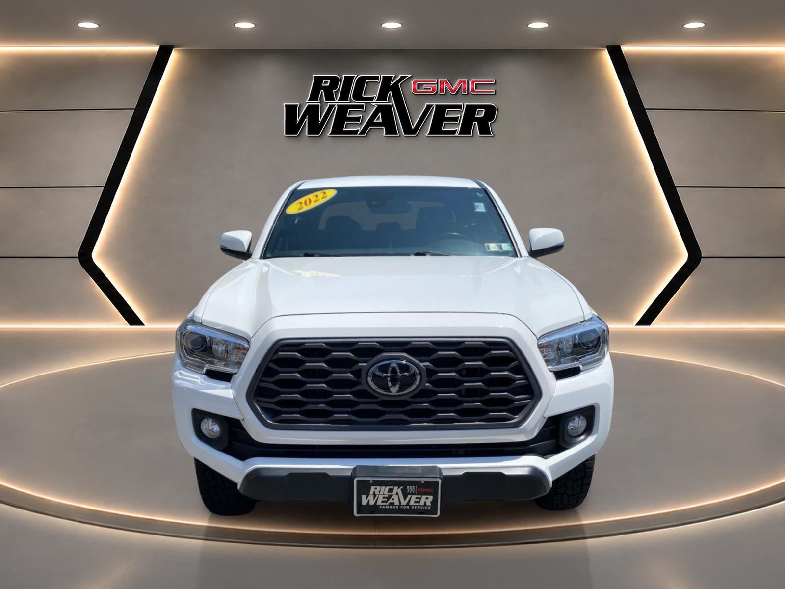 2022 Toyota Tacoma 4WD SR