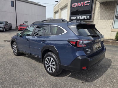 2025 Subaru Outback Premium
