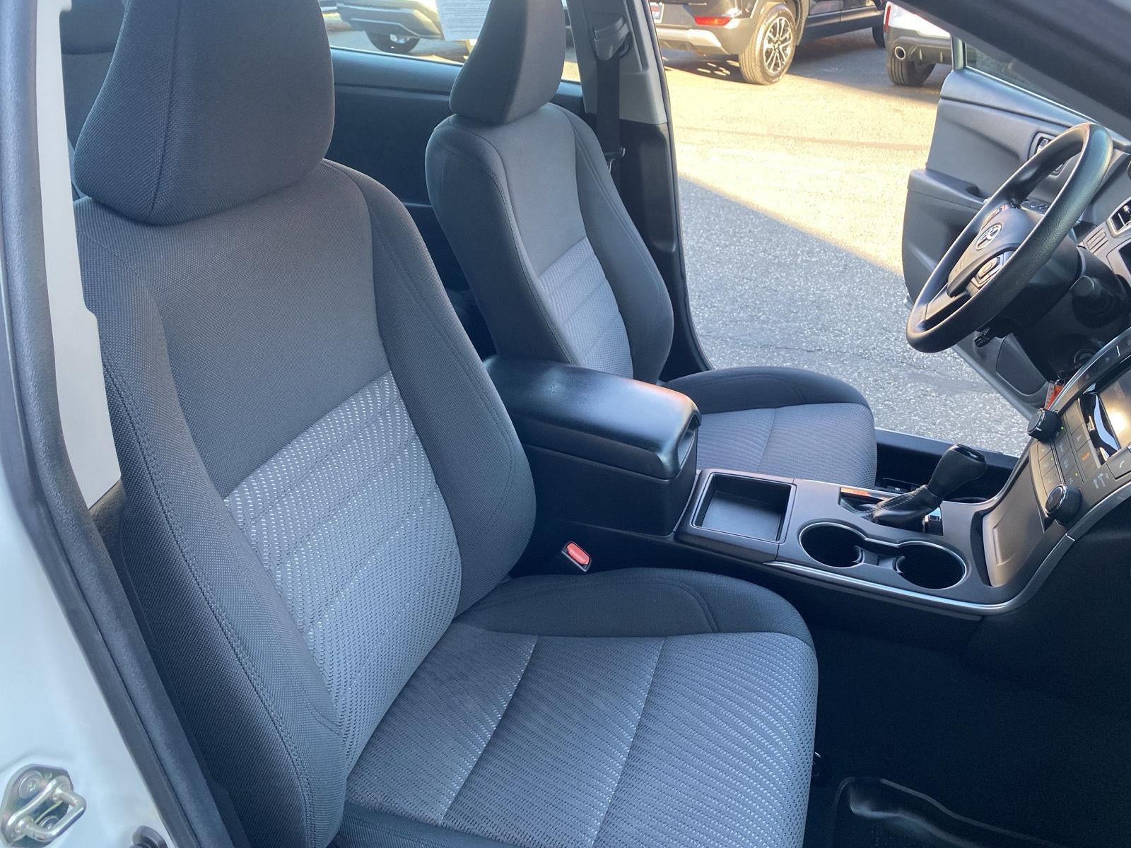 2016 Toyota Camry XSE