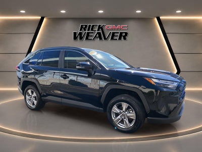 2025 Toyota RAV4 Hybrid XLE