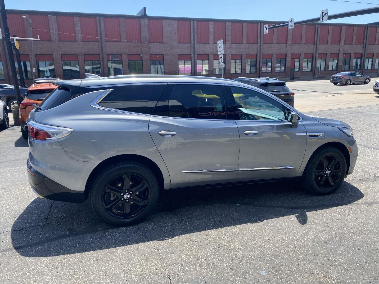2024 Buick Enclave Essence