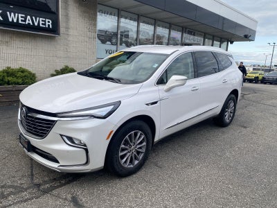 2023 Buick Enclave Essence