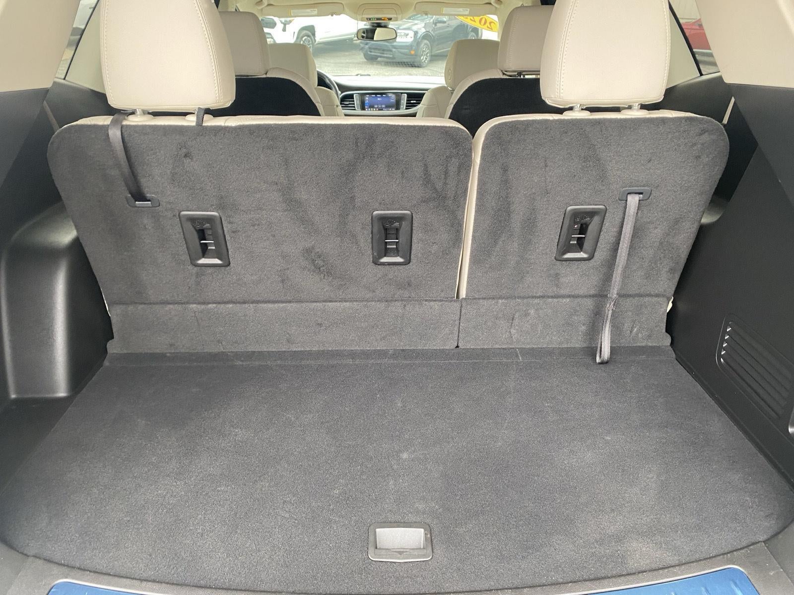 2023 Buick Enclave Essence
