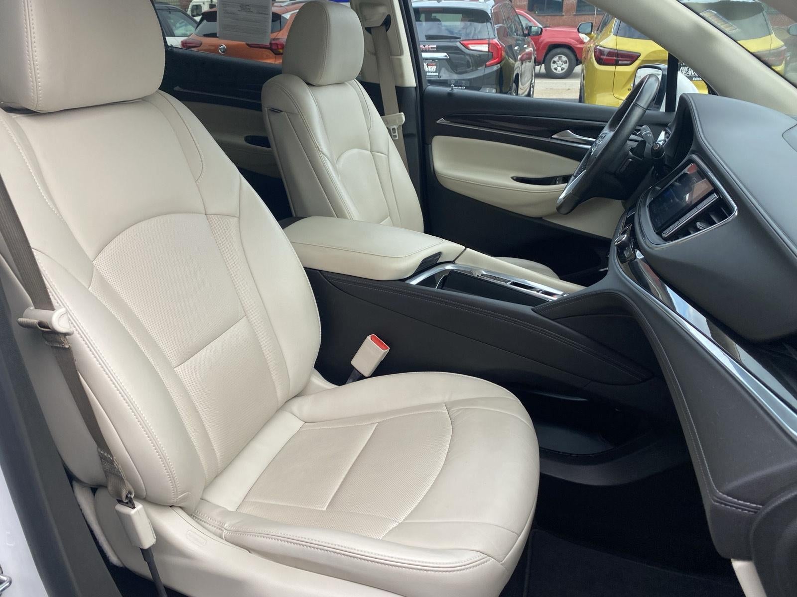 2023 Buick Enclave Essence