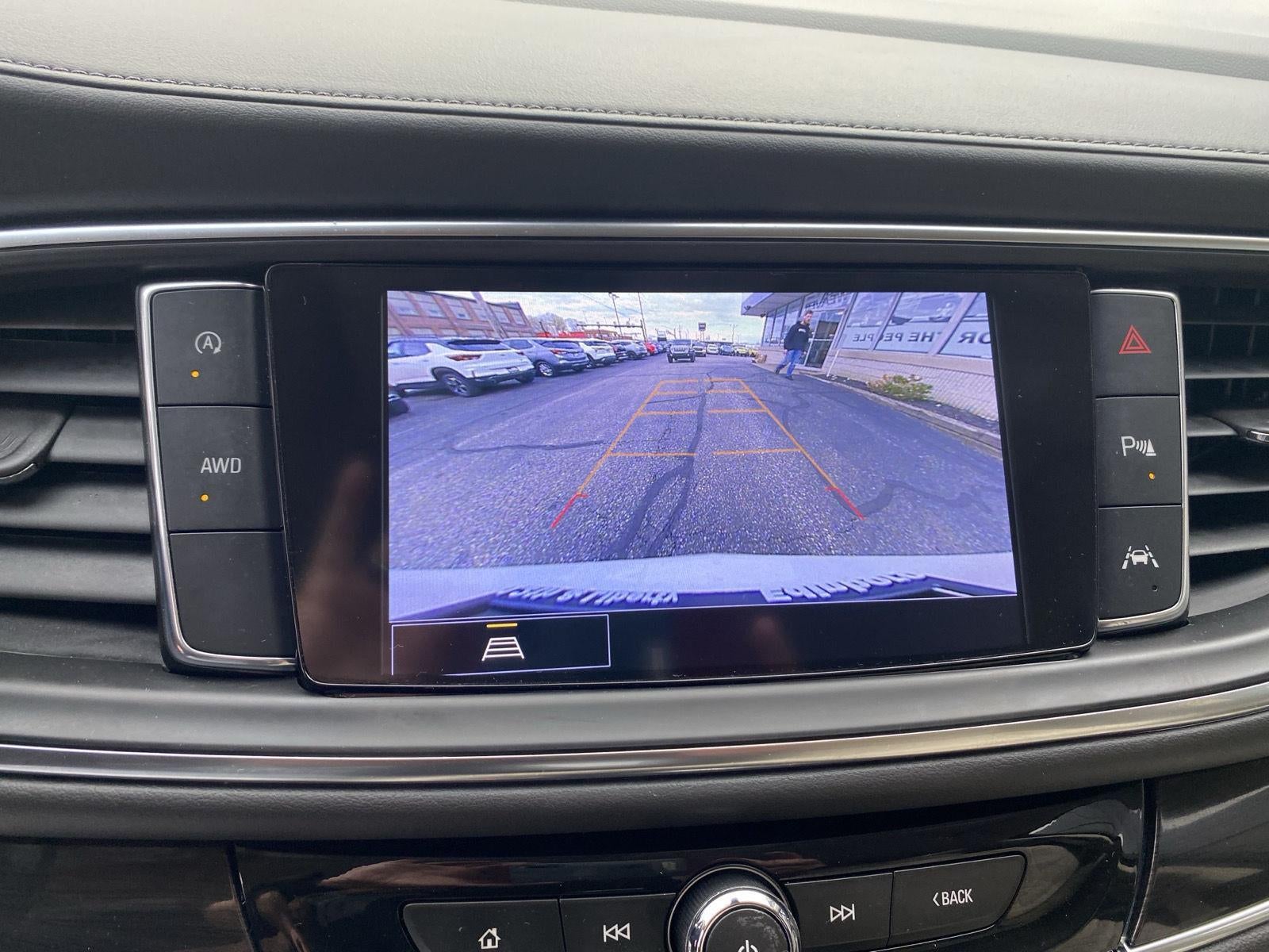 2023 Buick Enclave Essence