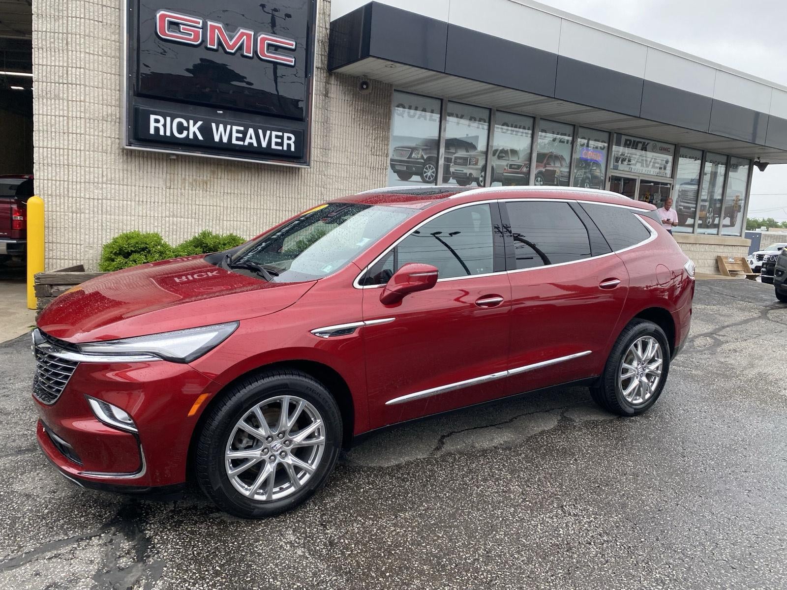 2023 Buick Enclave Essence