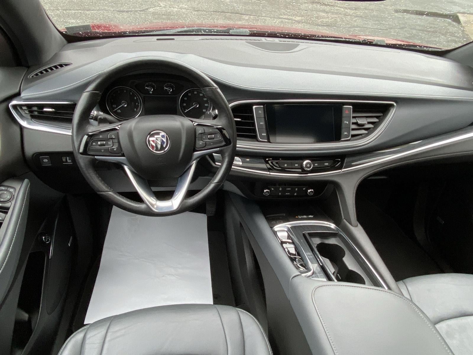 2023 Buick Enclave Essence