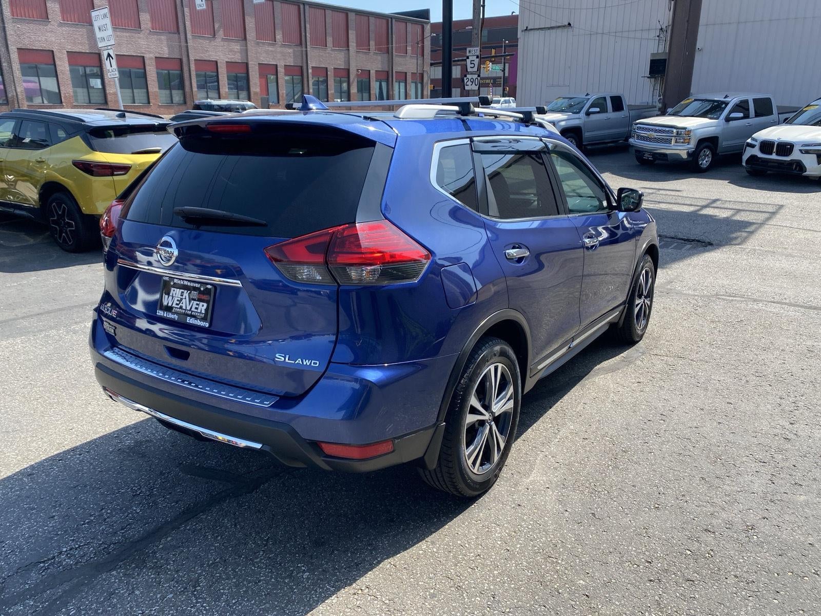 2017 Nissan Rogue SL