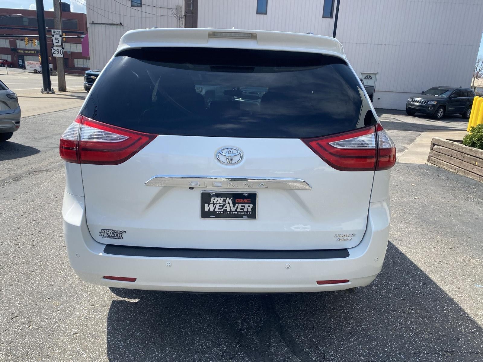 2017 Toyota Sienna Limited Premium 7 Passenger